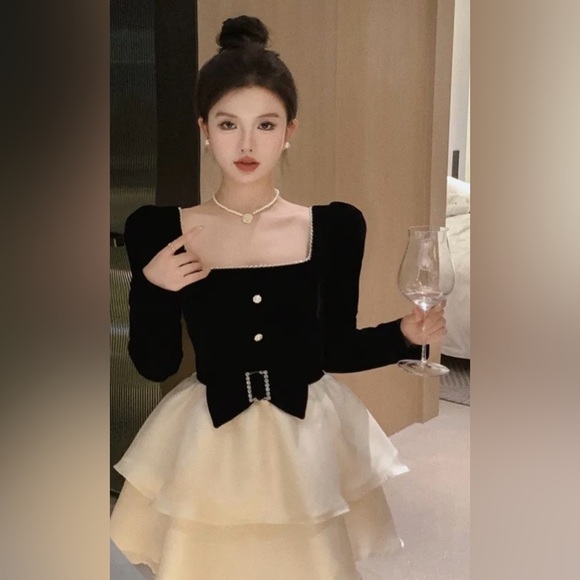 Cute Nininio Dress Size S - Picture 7 of 8